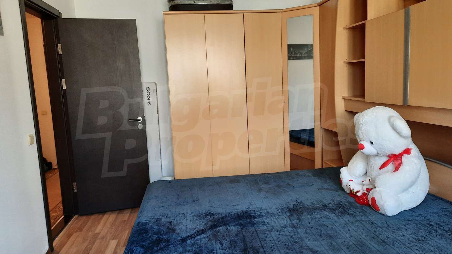 Gallery Picture 15