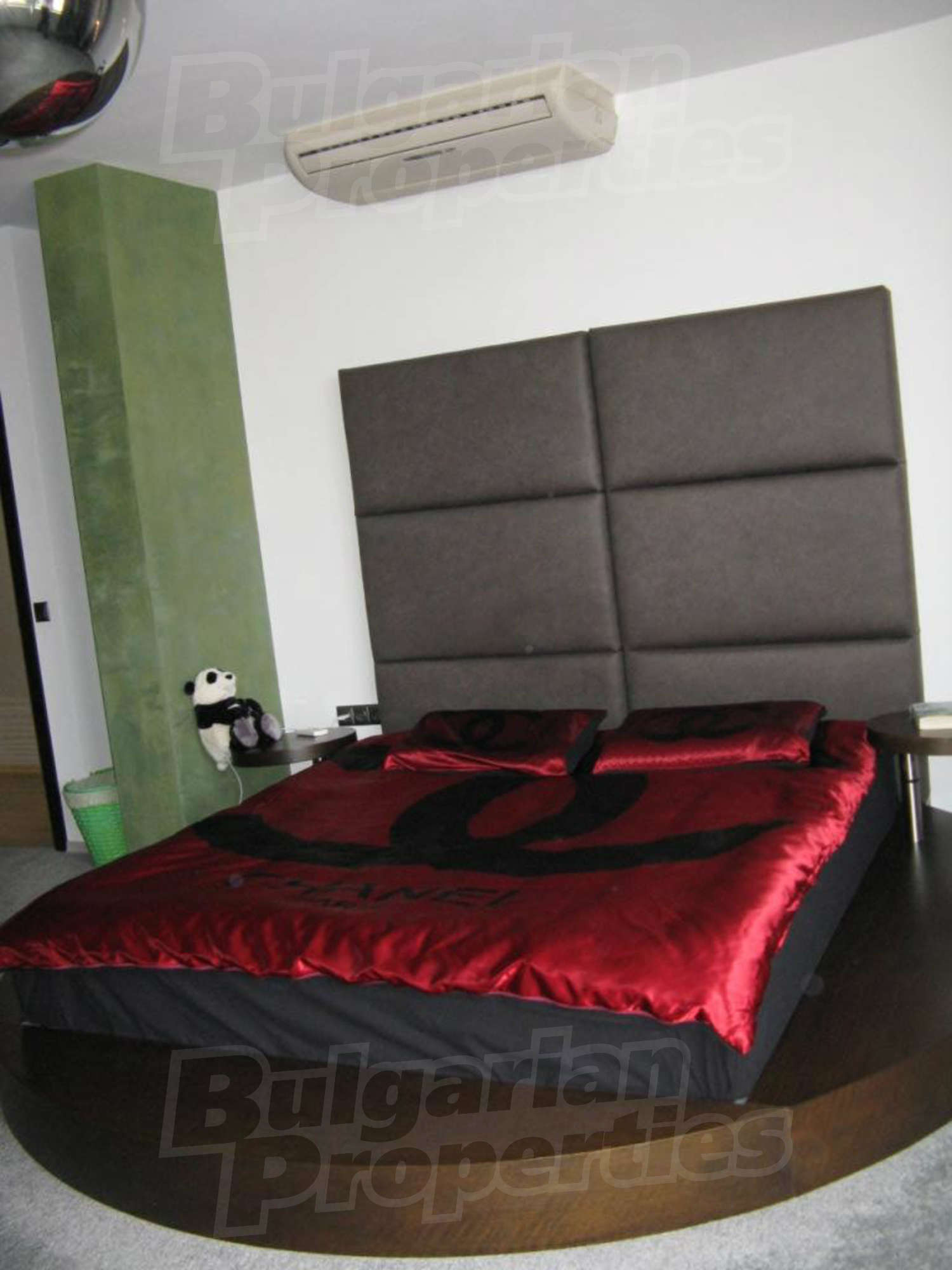 Gallery Picture 14