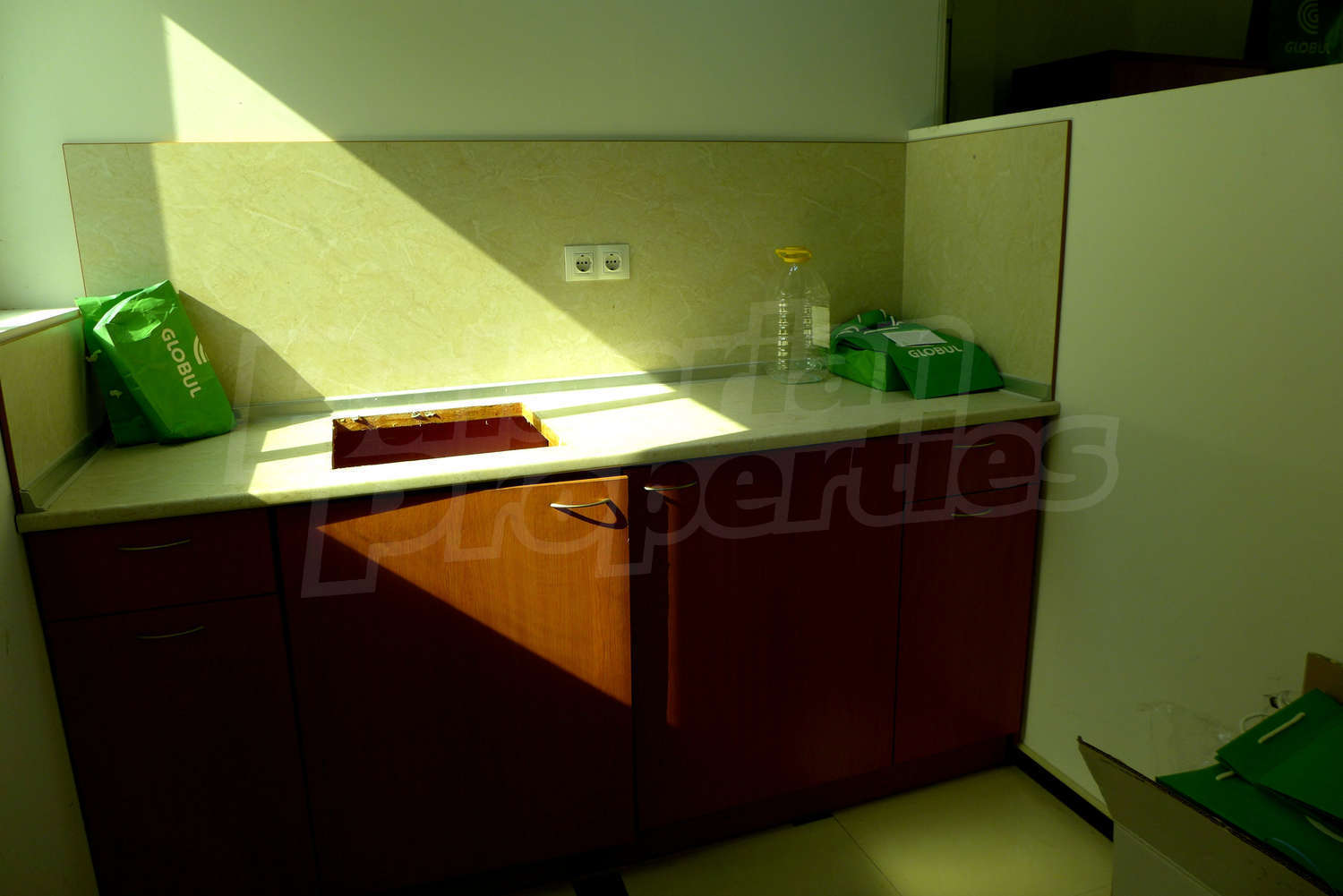 Gallery Picture 16