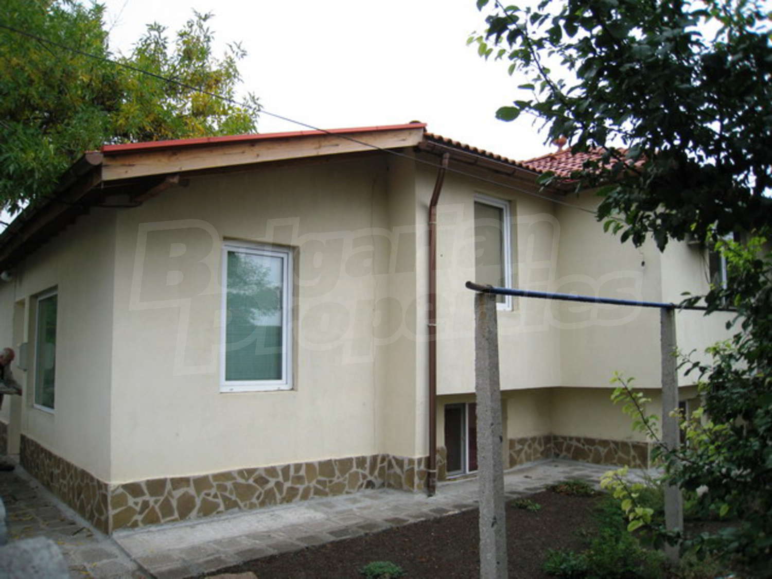 Gallery Picture 4