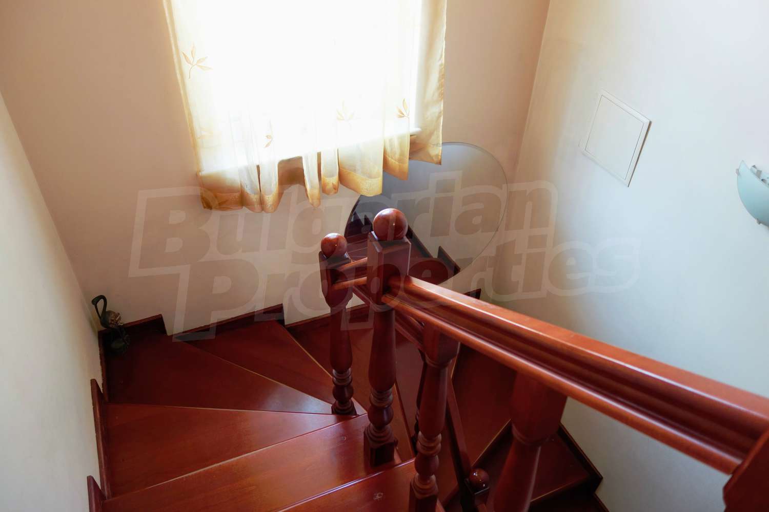Gallery Picture 13
