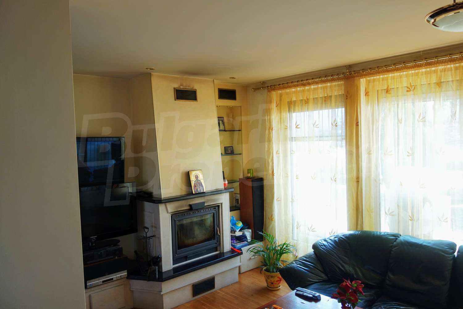 Gallery Picture 8