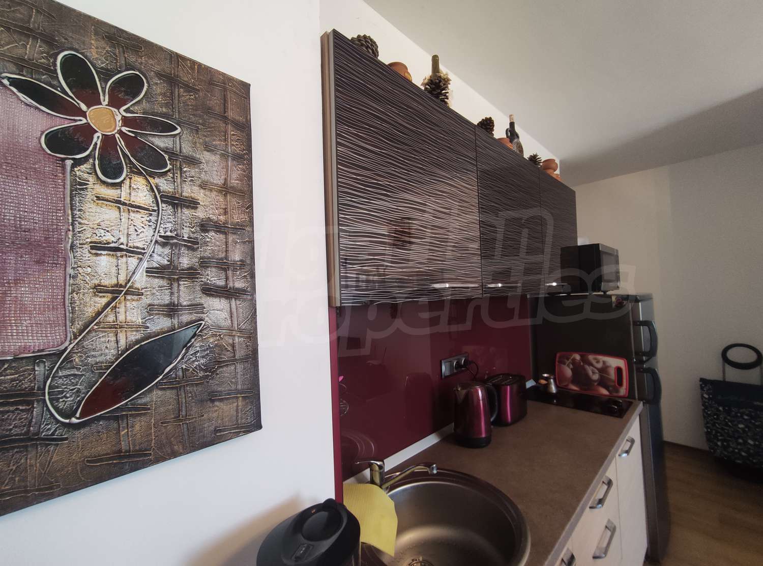 Gallery Picture 6