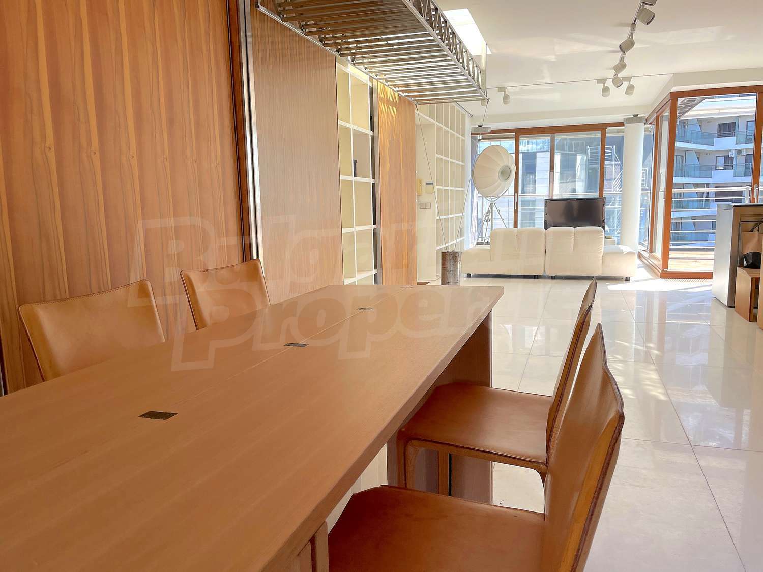 Gallery Picture 6
