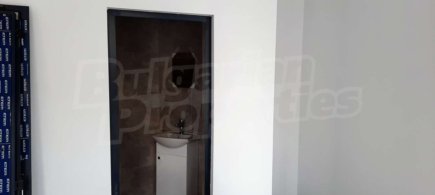 Gallery Picture 6