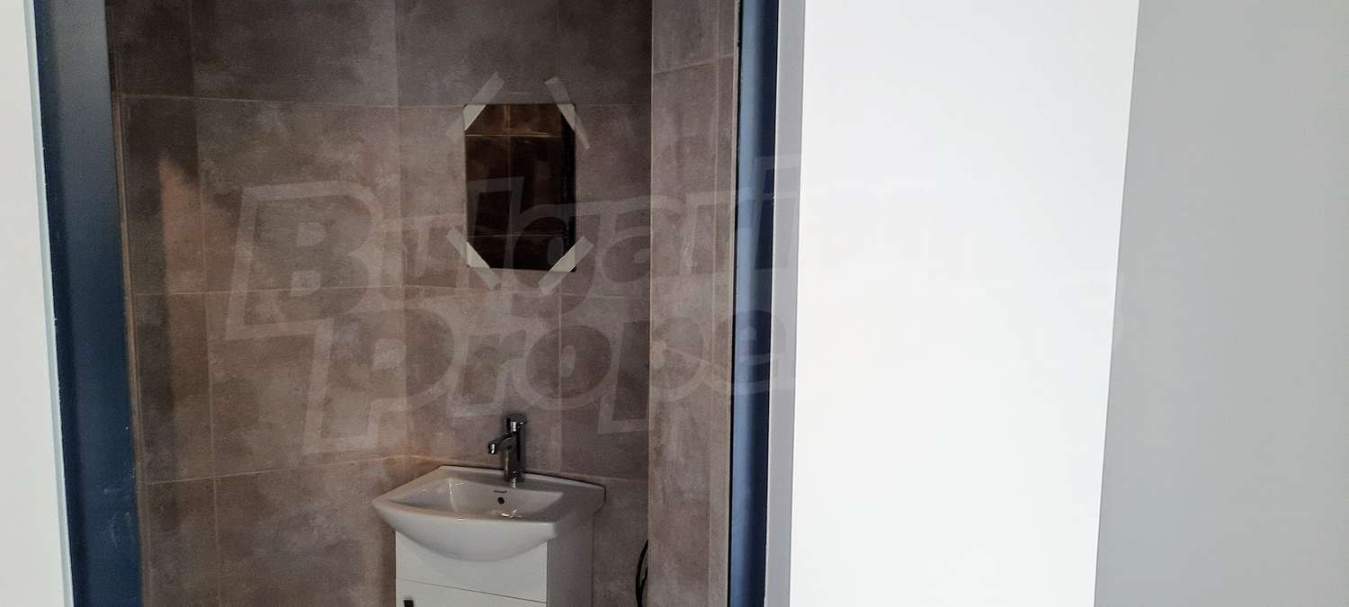 Gallery Picture 7