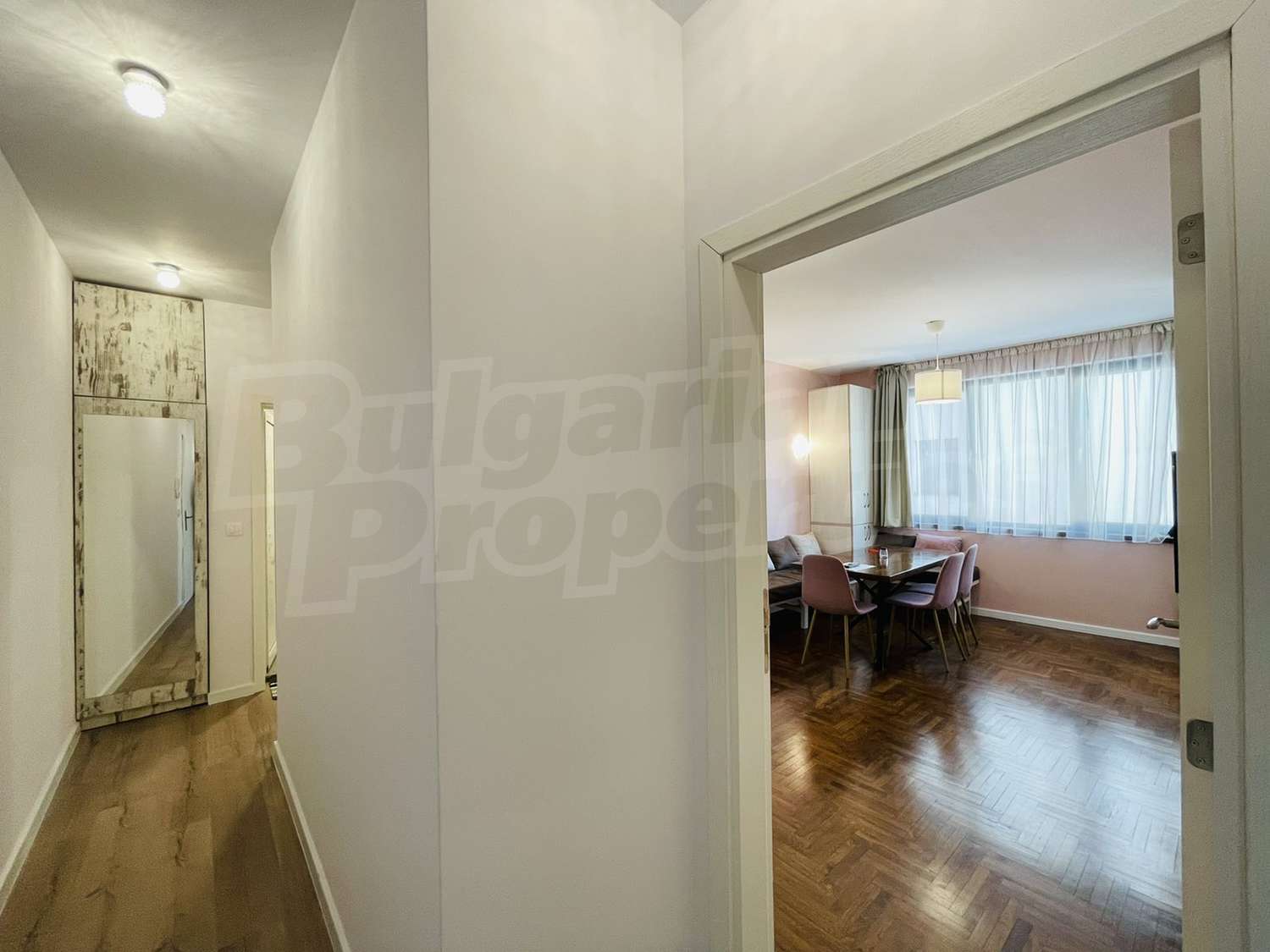 Gallery Picture 14