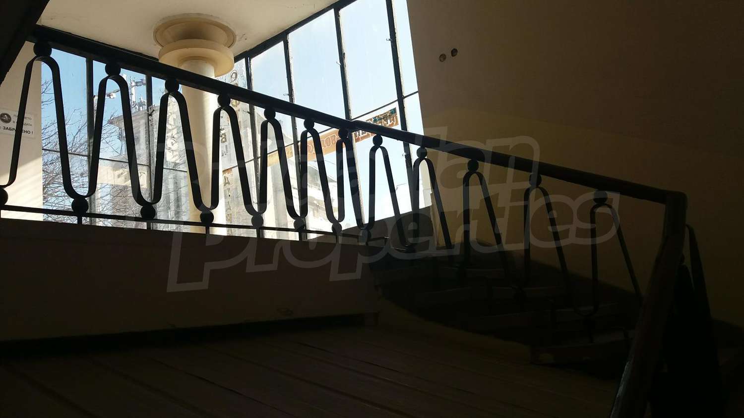 Gallery Picture 7