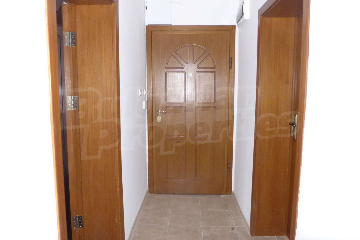 Gallery Picture 12