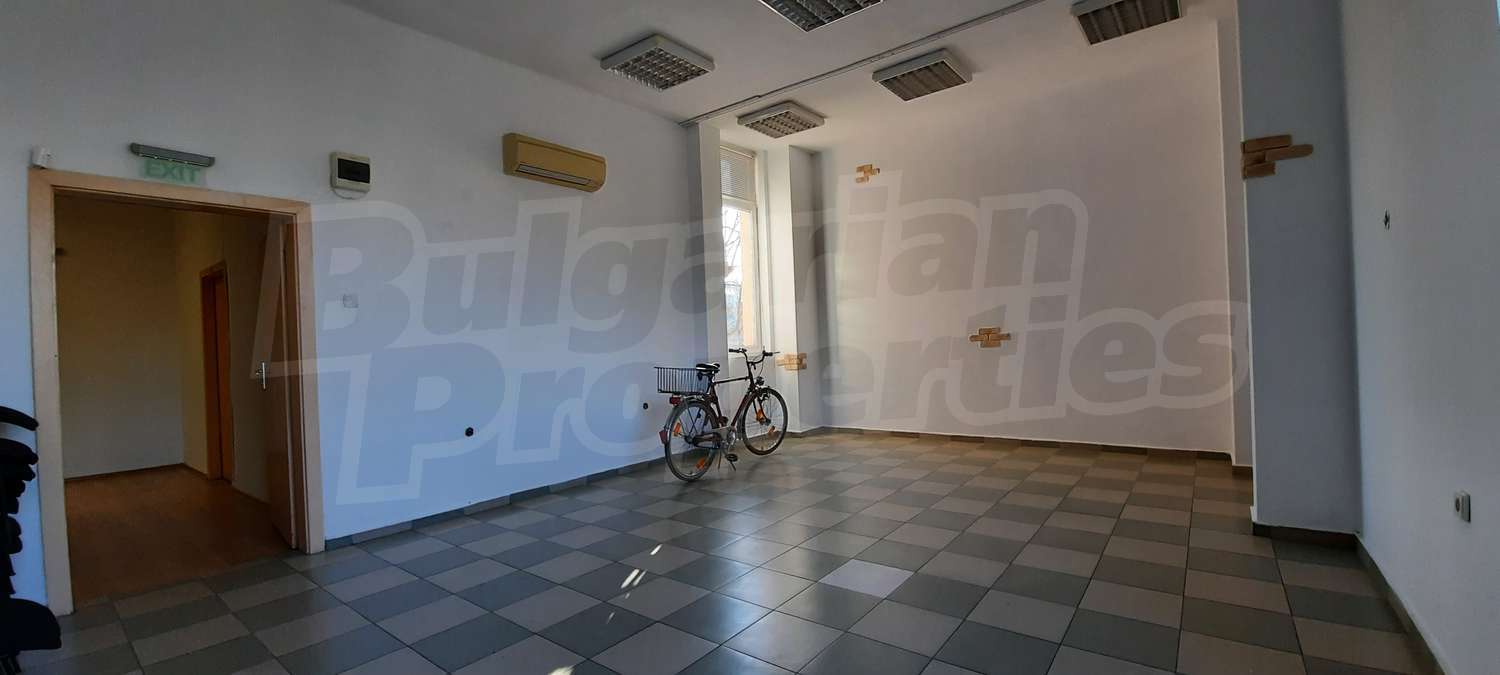 Gallery Picture 6