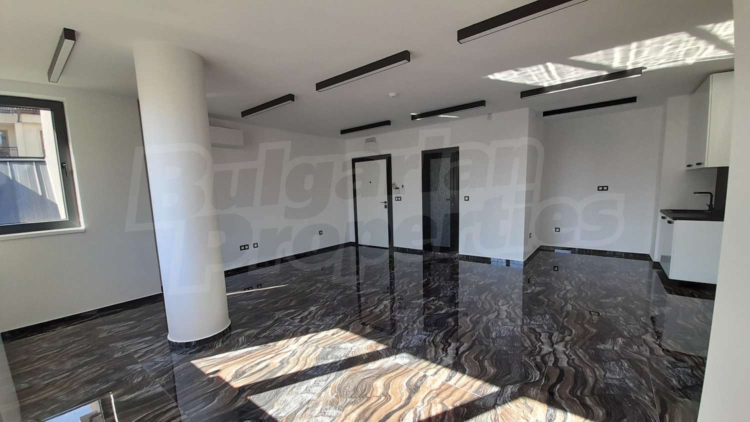 Gallery Picture 6