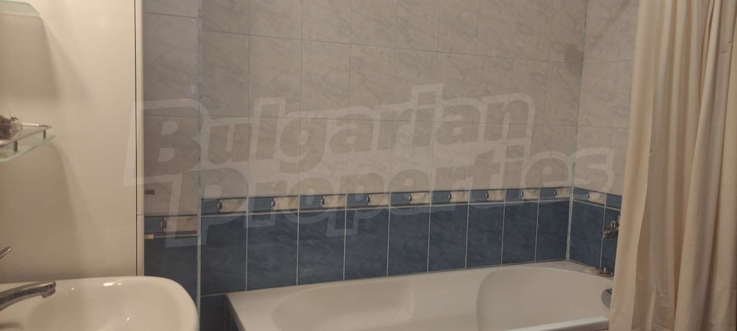 Gallery Picture 7