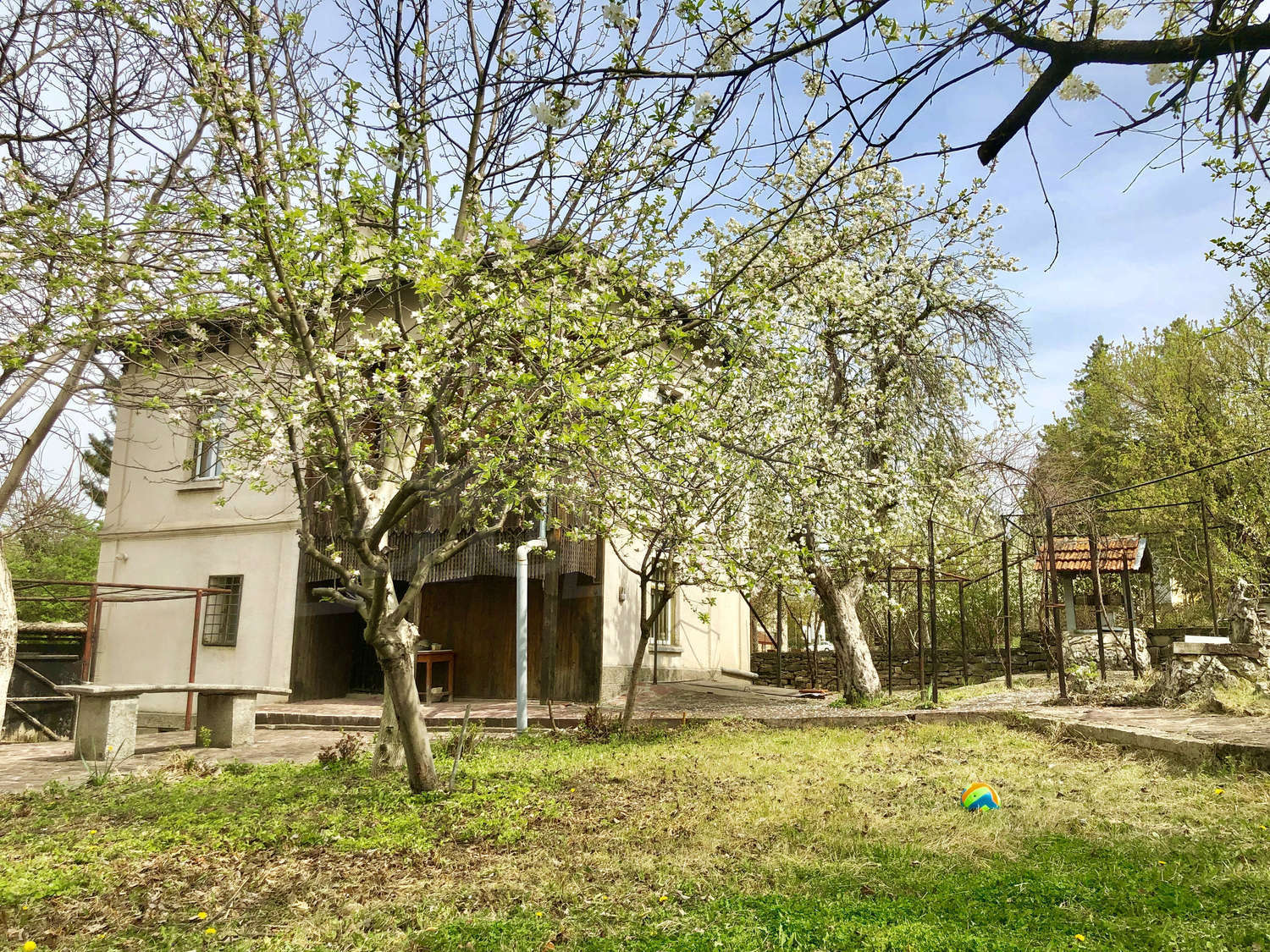House for sale near Lukovit, Bulgaria. Two-storey house 10 km away from ...