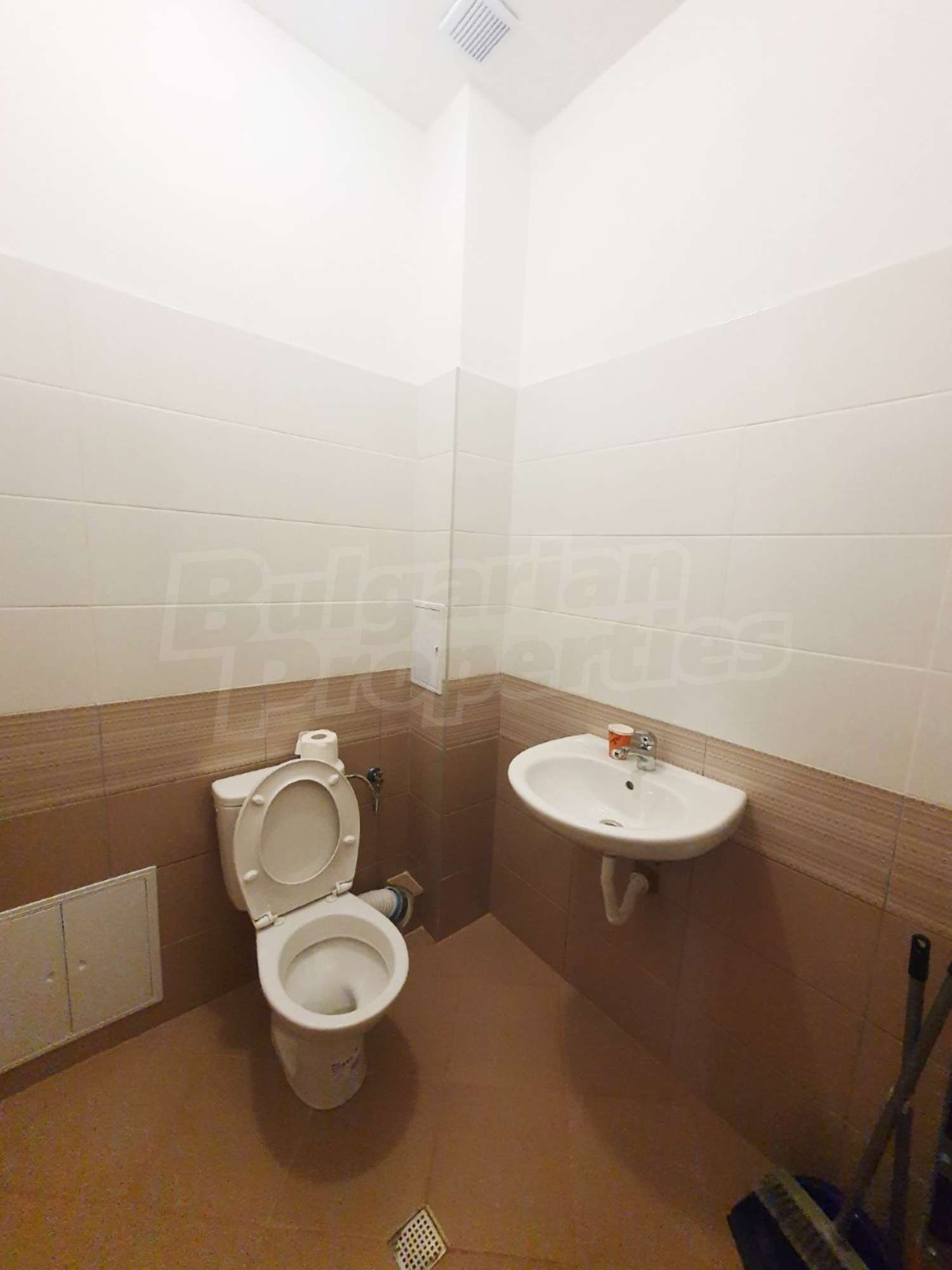 Gallery Picture 10