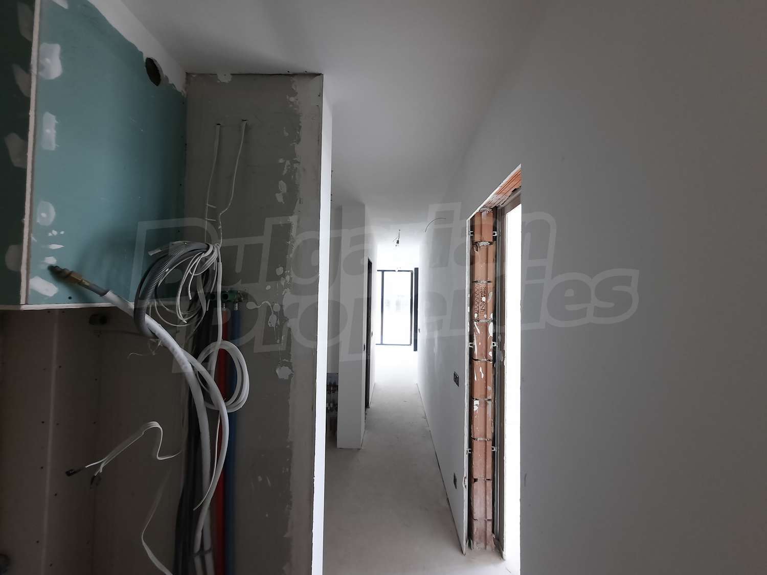 Gallery Picture 9