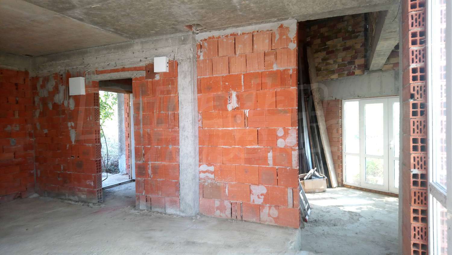 Gallery Picture 18