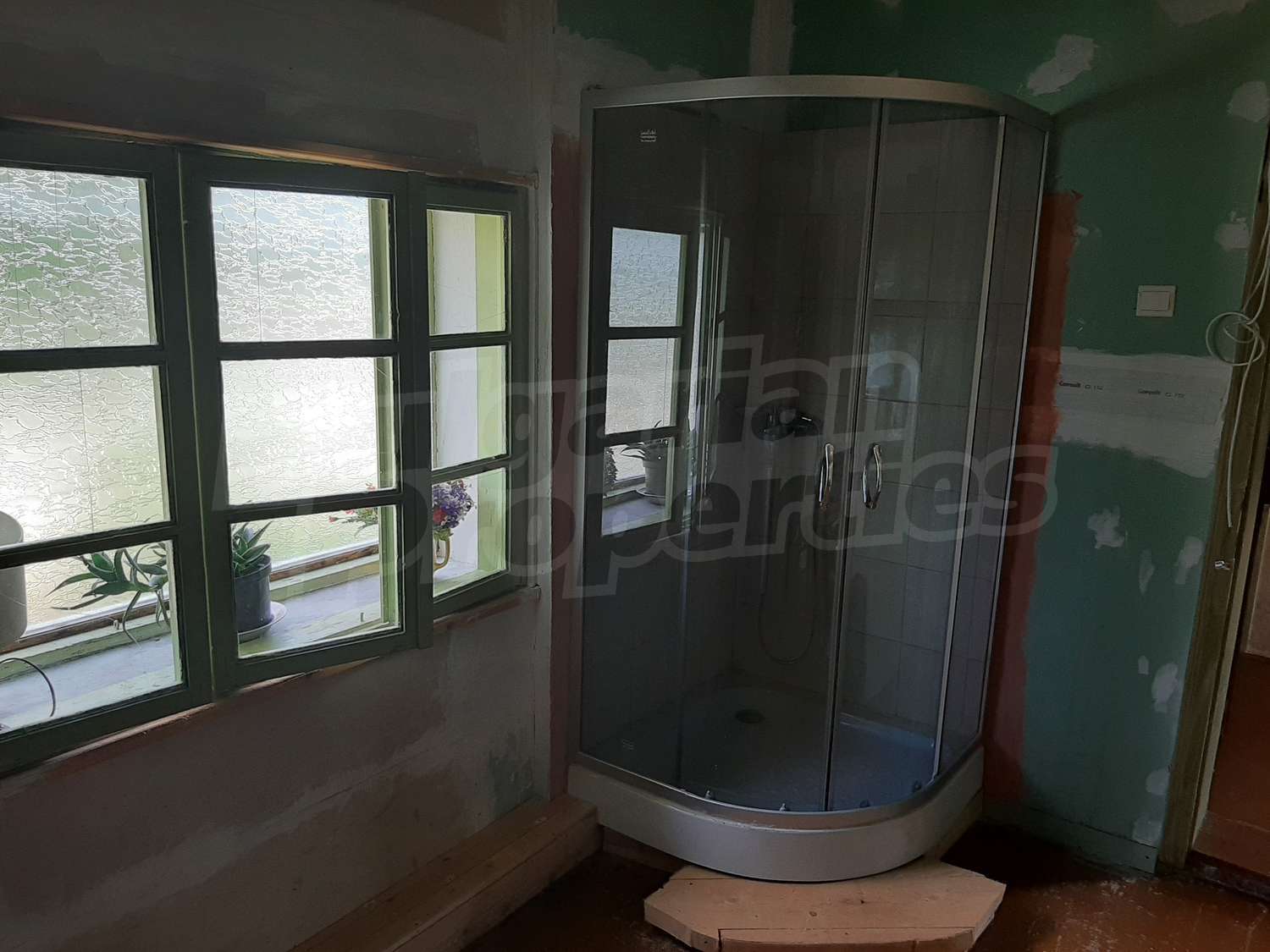 Gallery Picture 14
