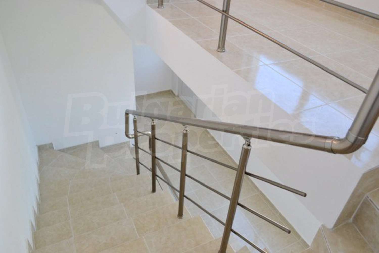 Gallery Picture 7