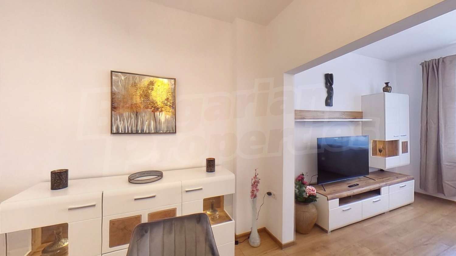 Gallery Picture 8