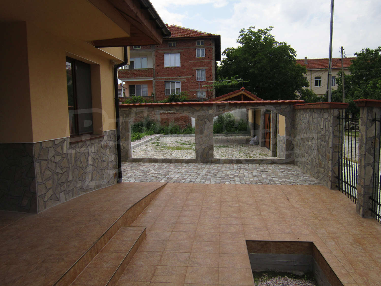 Gallery Picture 26