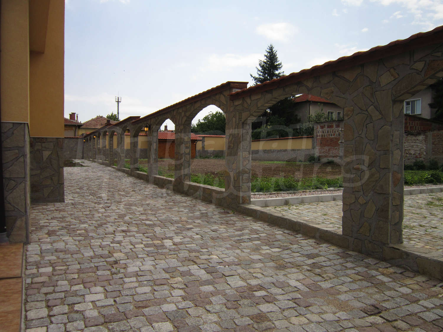 Gallery Picture 27