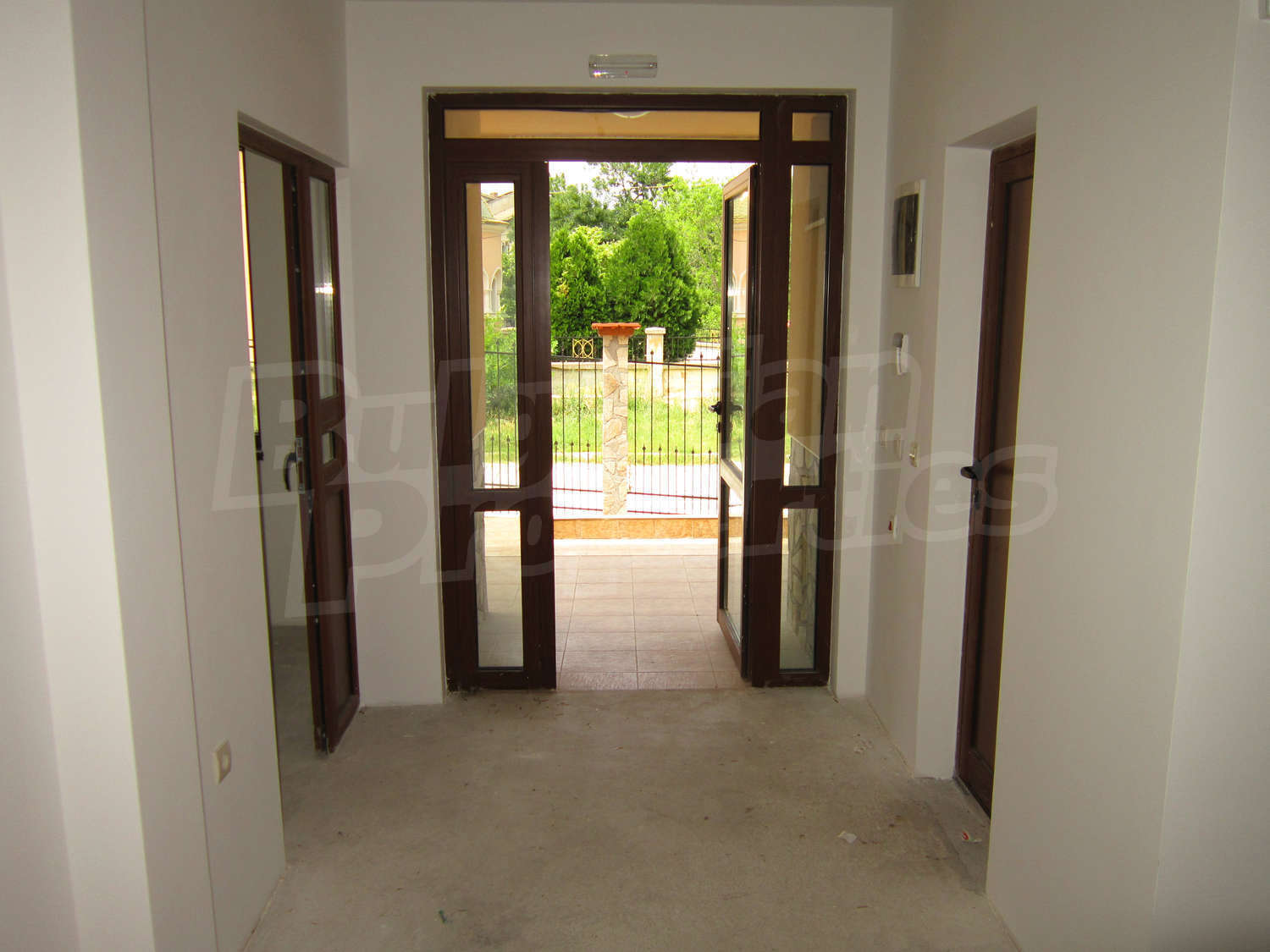 Gallery Picture 49