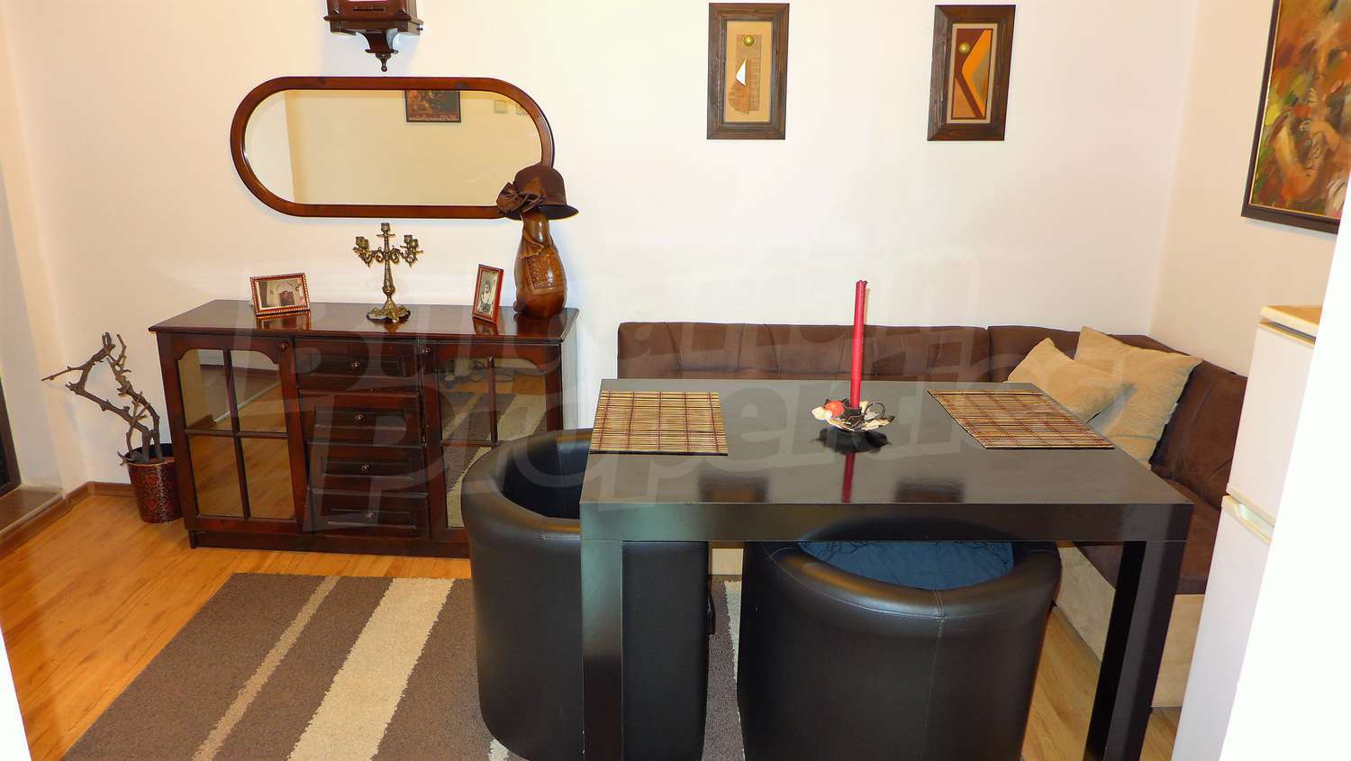 Gallery Picture 36