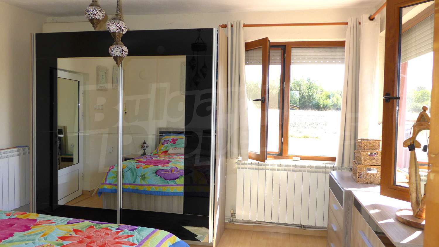 Gallery Picture 19