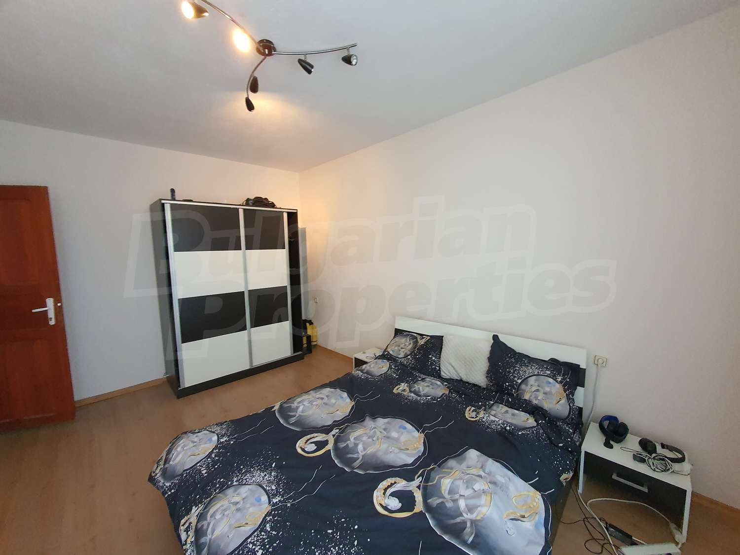 Gallery Picture 26