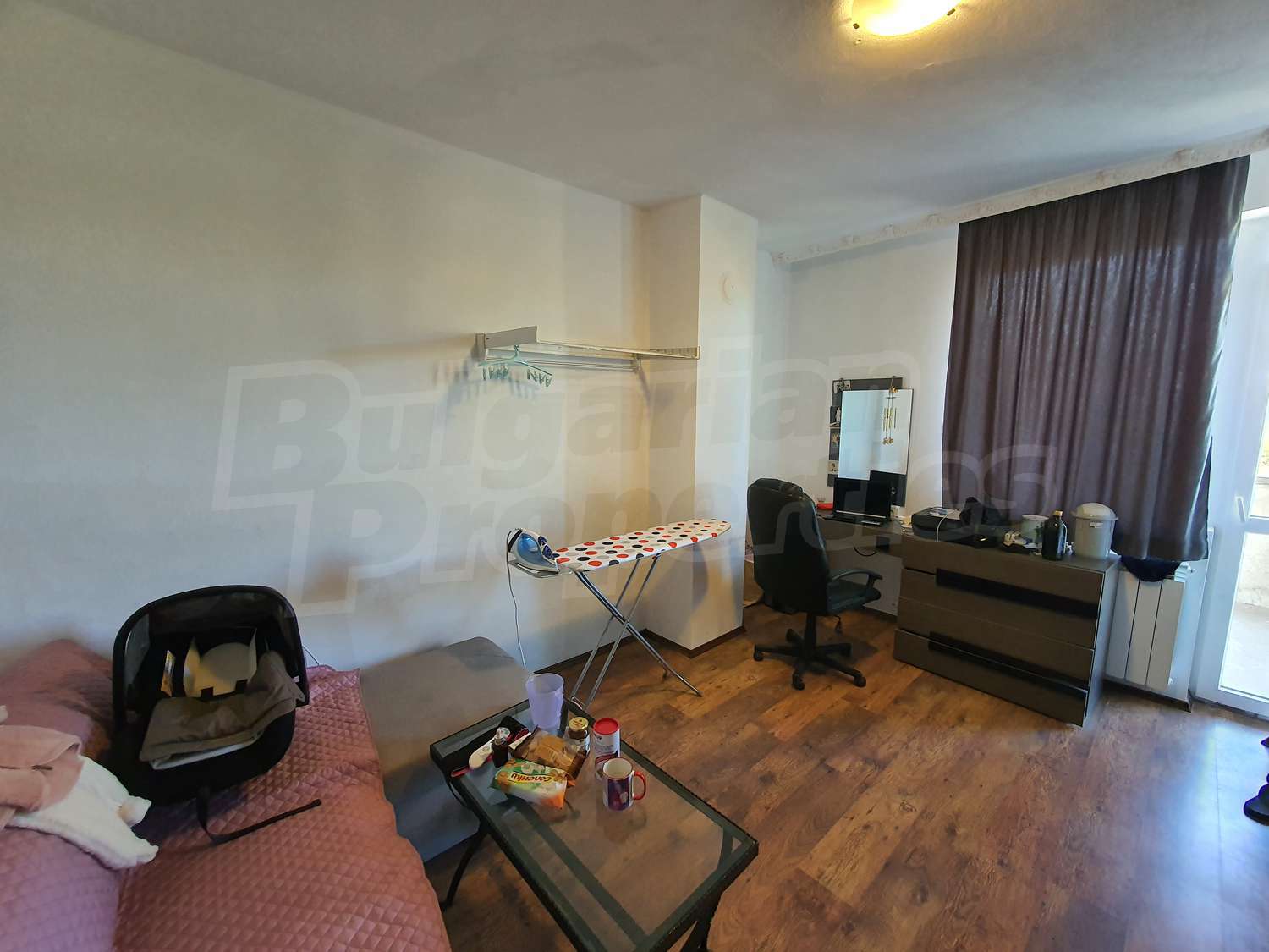 Gallery Picture 42