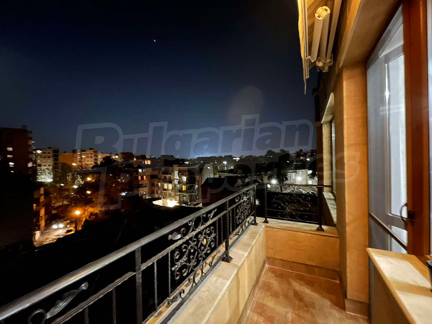 Gallery Picture 14