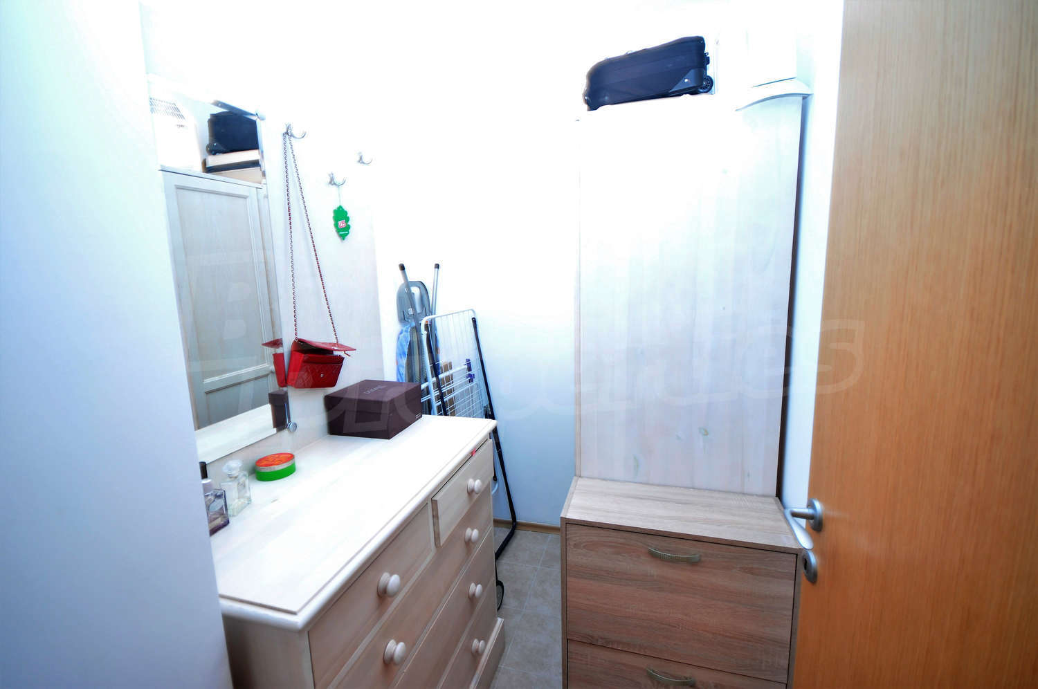 Gallery Picture 12