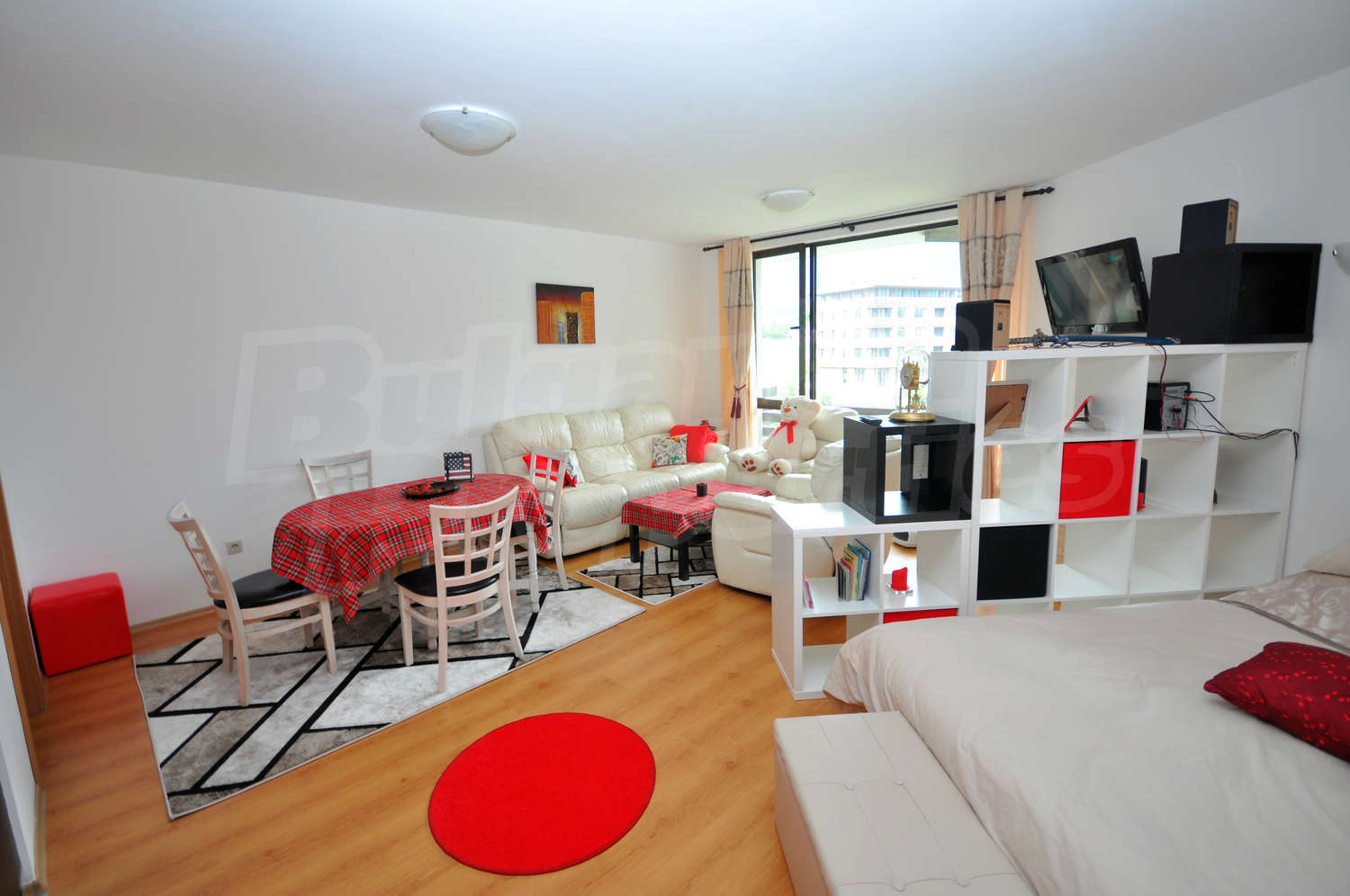 Gallery Picture 6