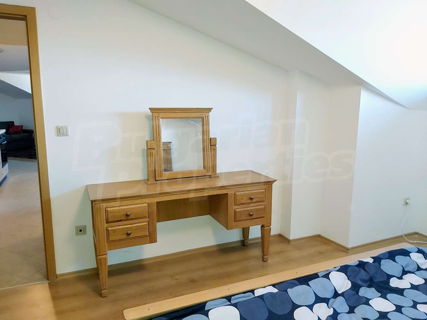 Gallery Picture 17
