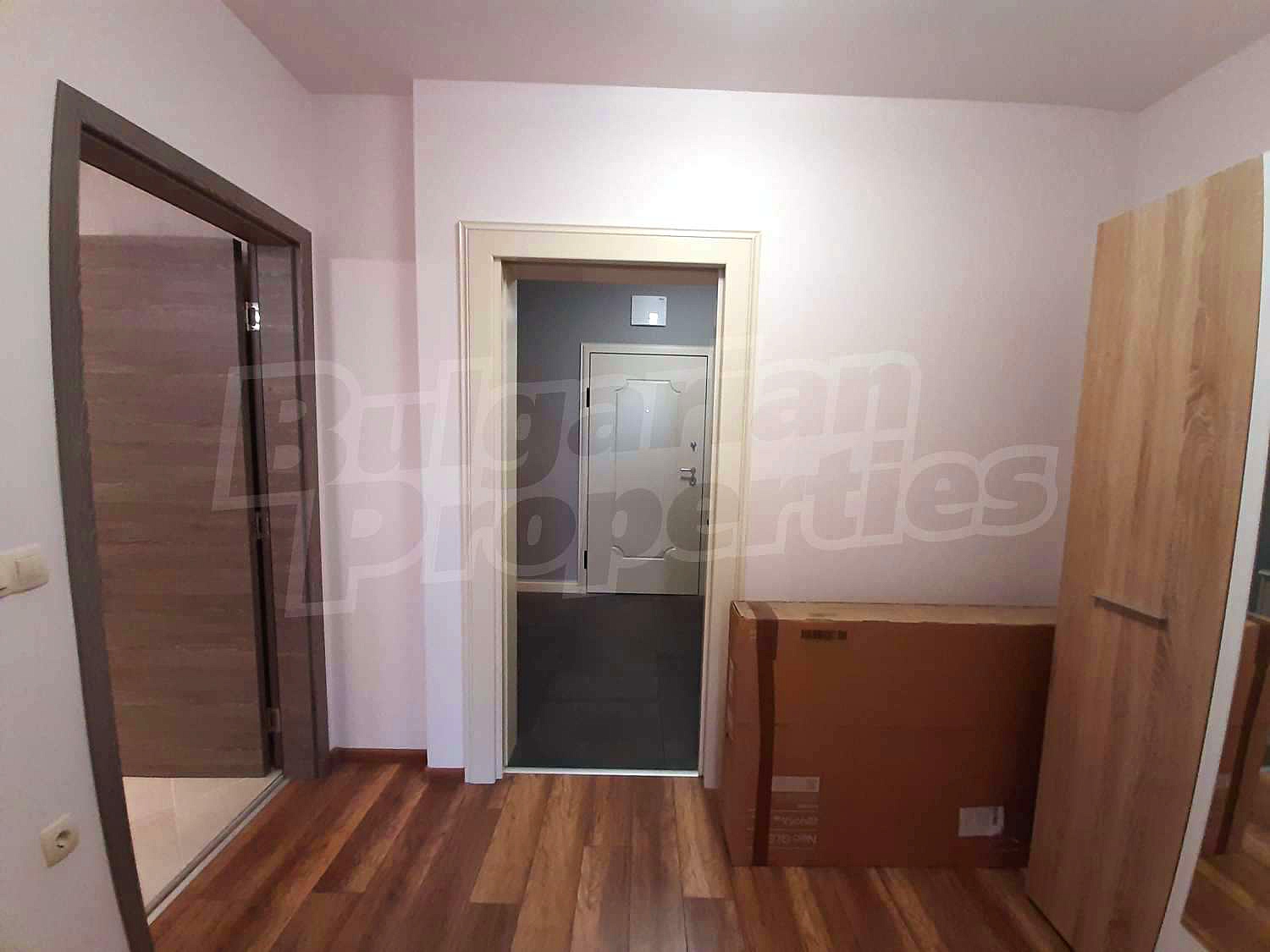 Gallery Picture 25