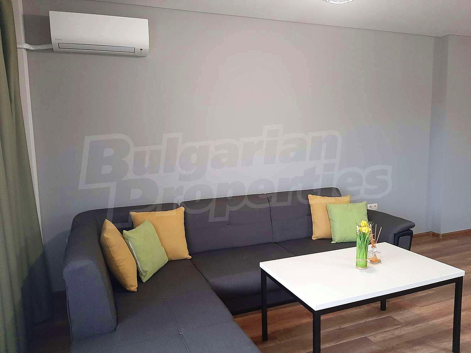 Gallery Picture 8