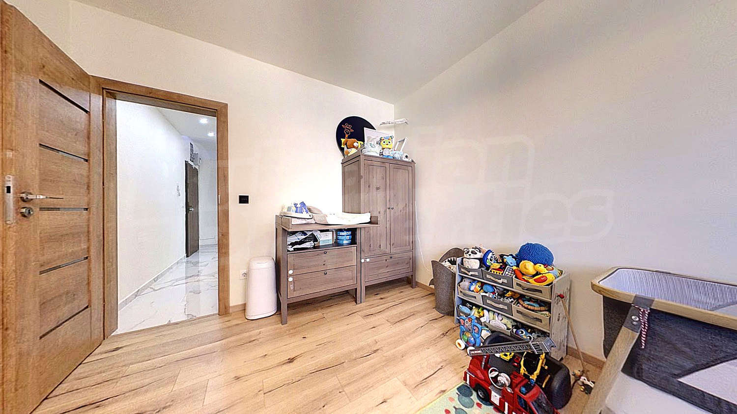Gallery Picture 11