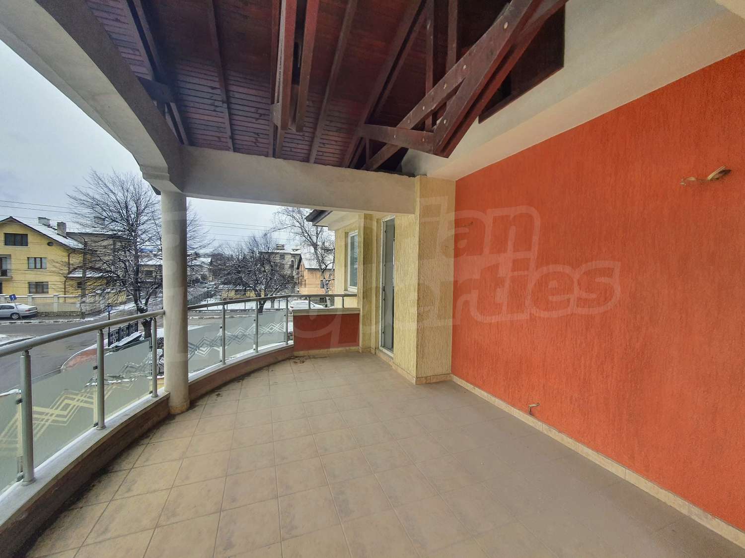 Gallery Picture 38