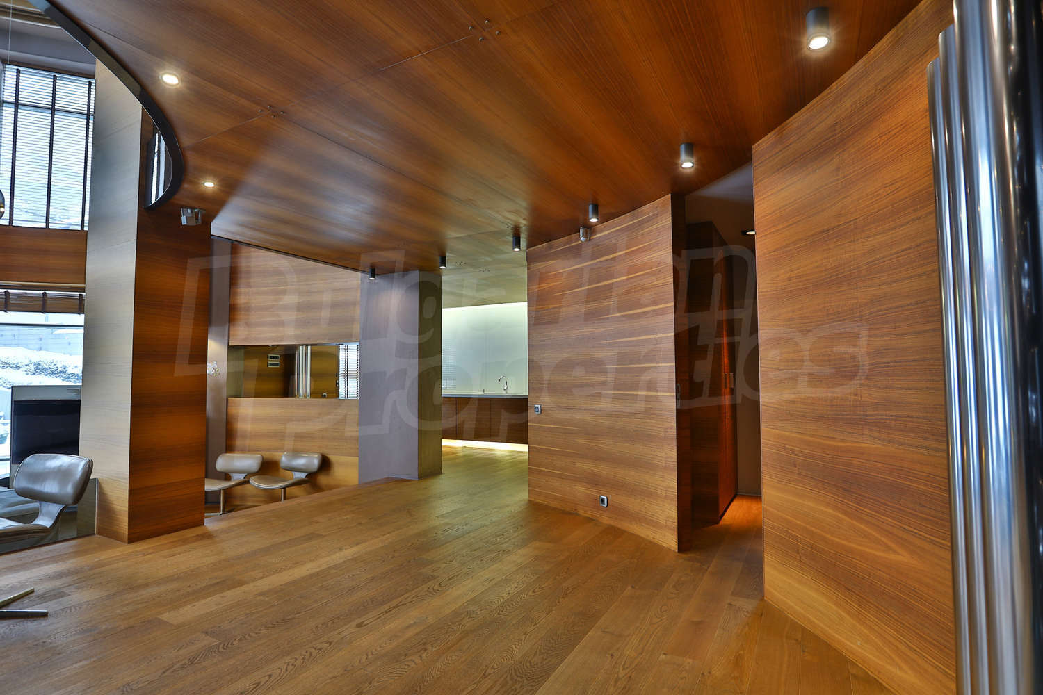 Gallery Picture 13