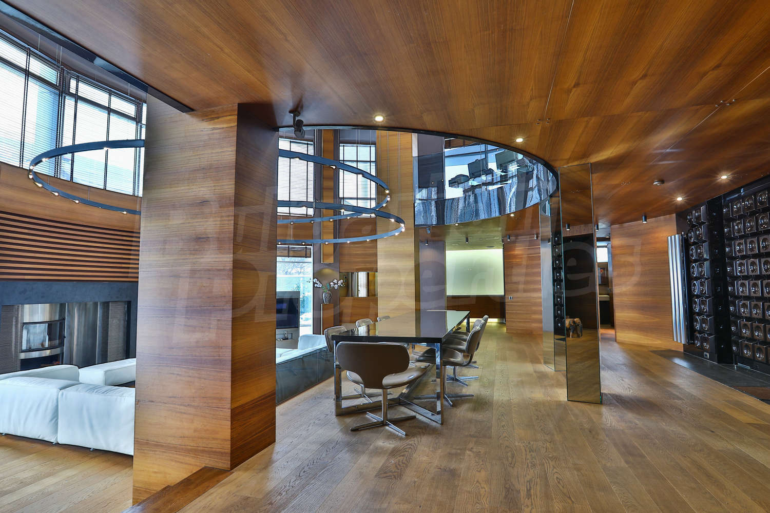 Gallery Picture 8