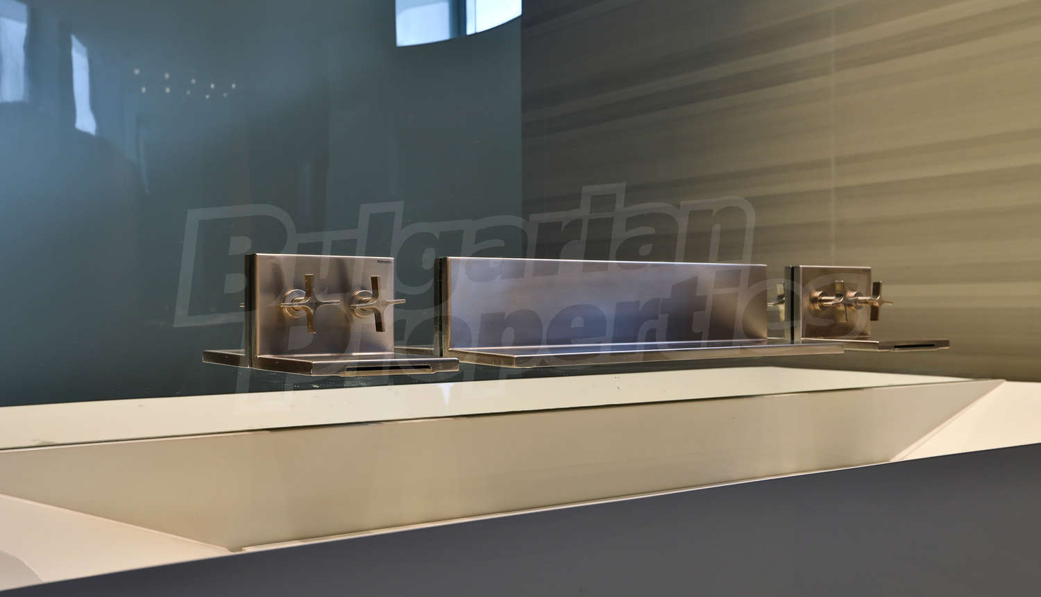 Gallery Picture 41