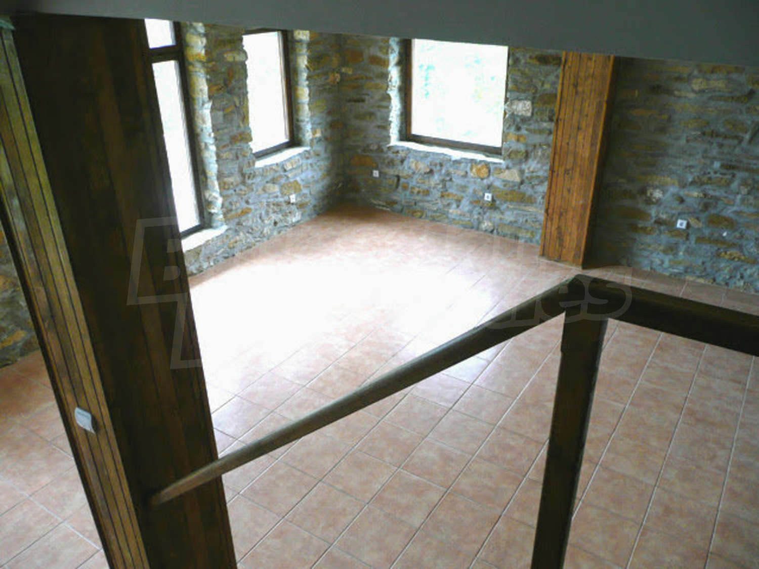 Gallery Picture 10