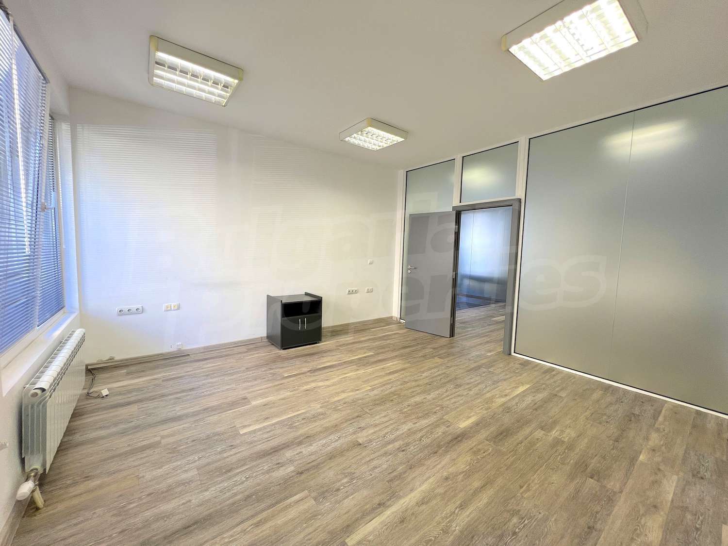 Gallery Picture 13