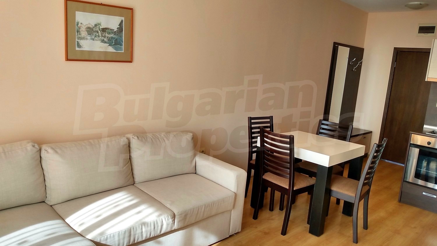 Apartment for sale in Luxor in Sveti Vlas, Hipermarket "Merkuriy