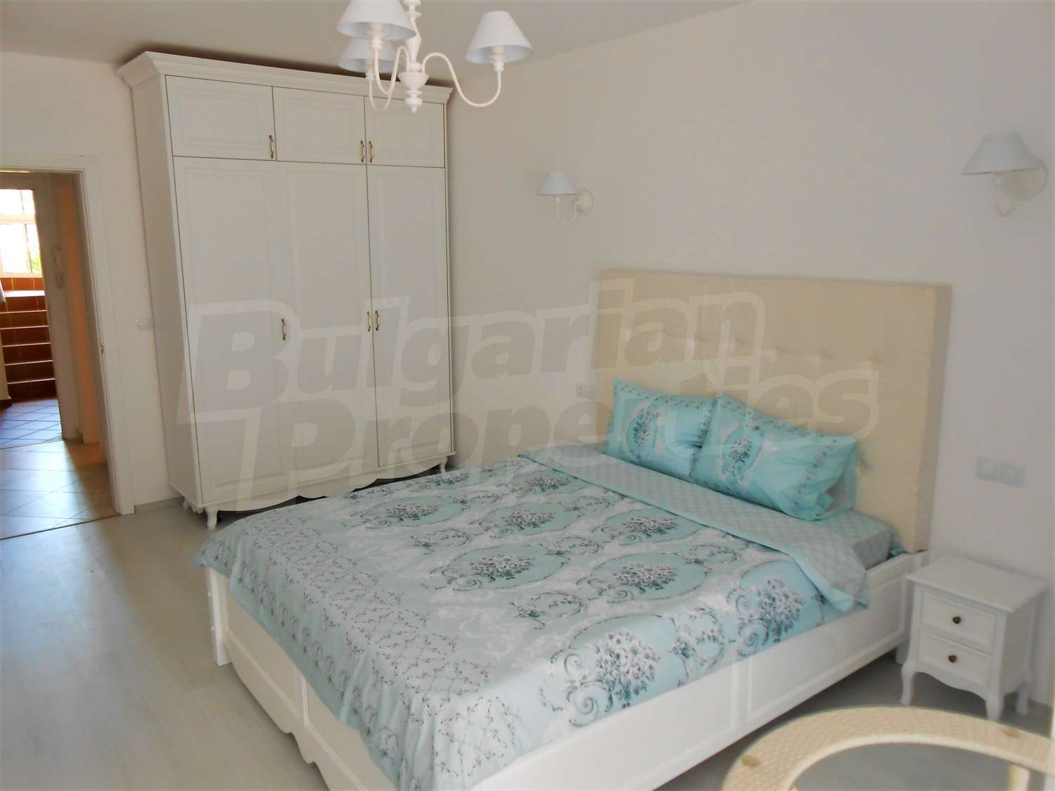Gallery Picture 7