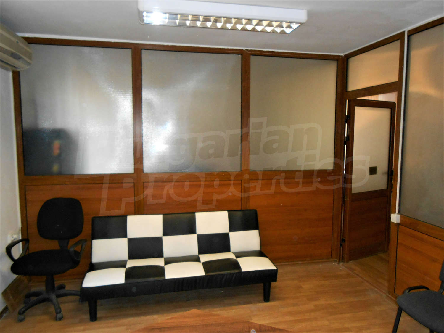 Gallery Picture 7