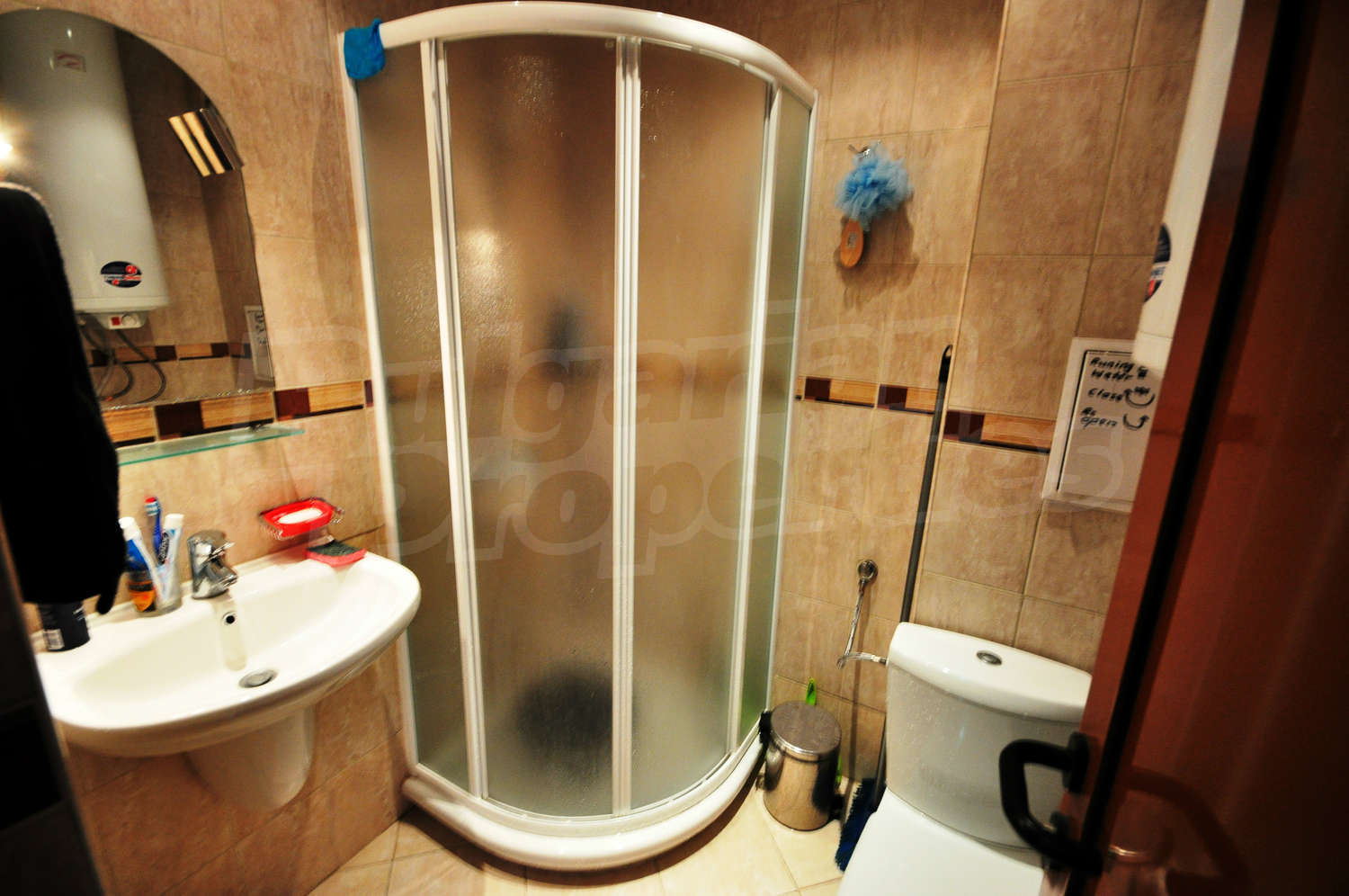 Gallery Picture 7