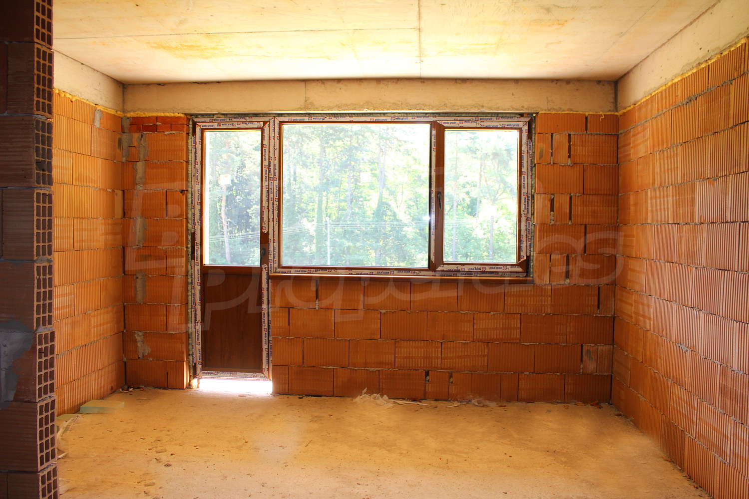 Gallery Picture 7