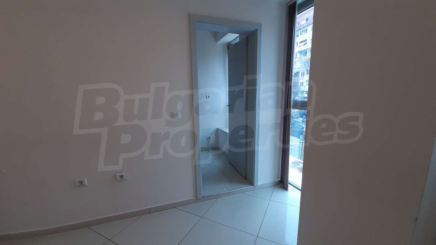 Gallery Picture 12