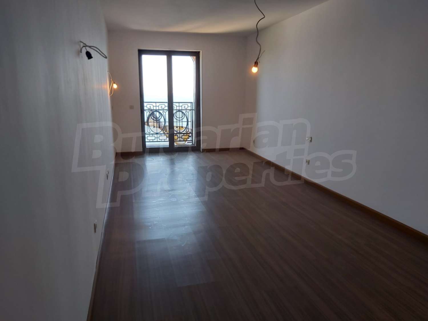Gallery Picture 14